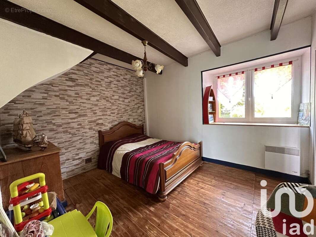 Maison 92 m² à Le Faouet  - photo 8