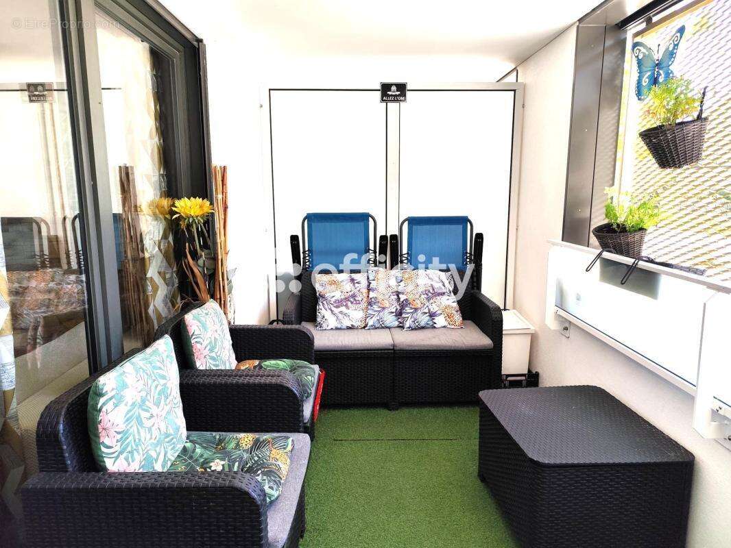 Appartement à SAINT-CYR-L'ECOLE