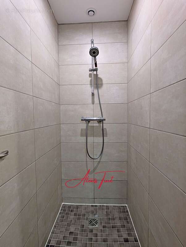 Maison 77 m² à Ambares-Et-Lagrave  - photo 16