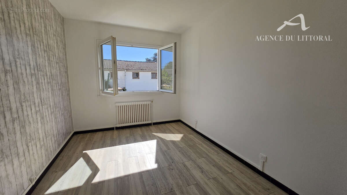 Appartement à ARES