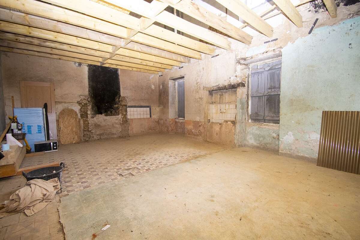 Maison à VILLENEUVE-DE-DURAS