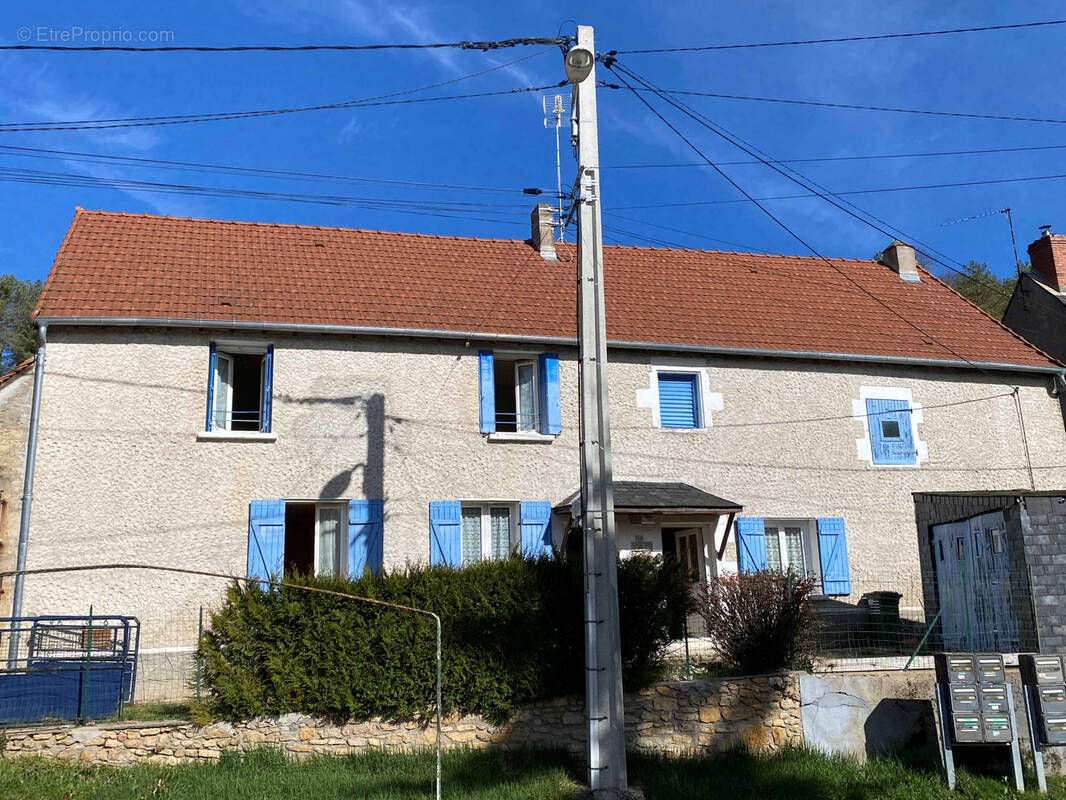 Maison à SAINT-BENIN-D&#039;AZY