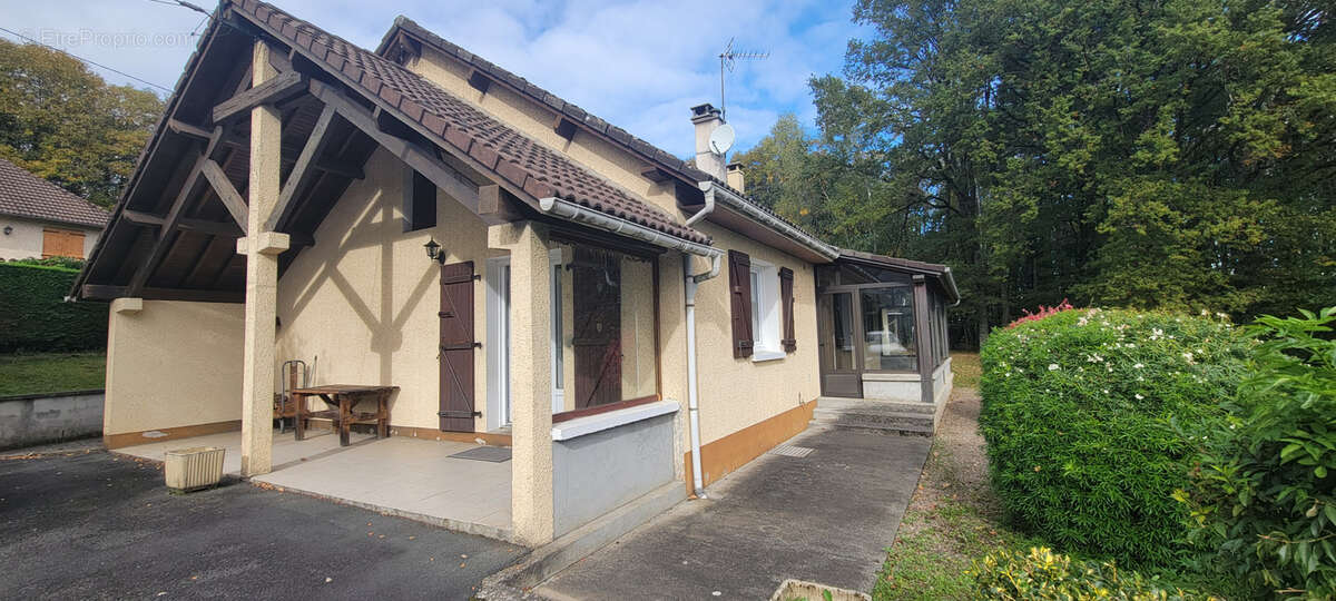Maison à BEYNAT