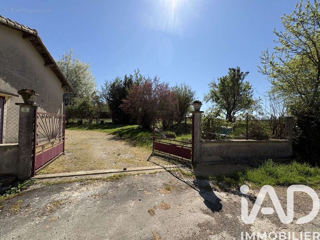 Photo 9 - Maison à SAUZE-VAUSSAIS