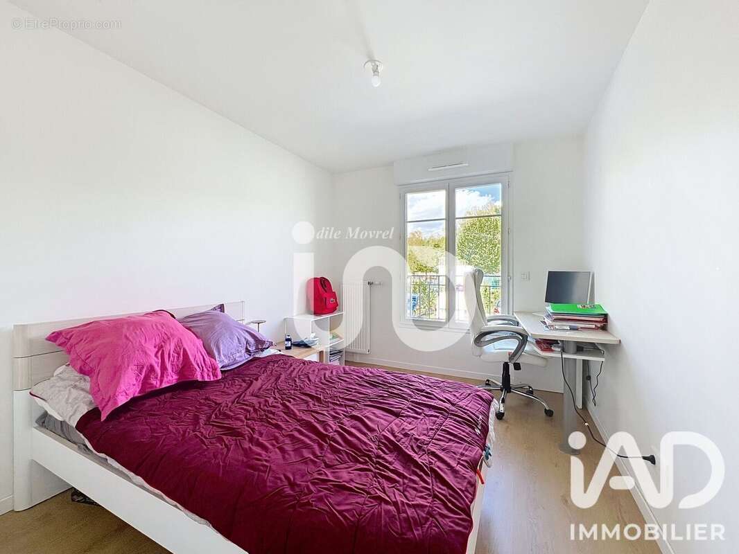 Photo 3 - Appartement à LE PLESSIS-BOUCHARD