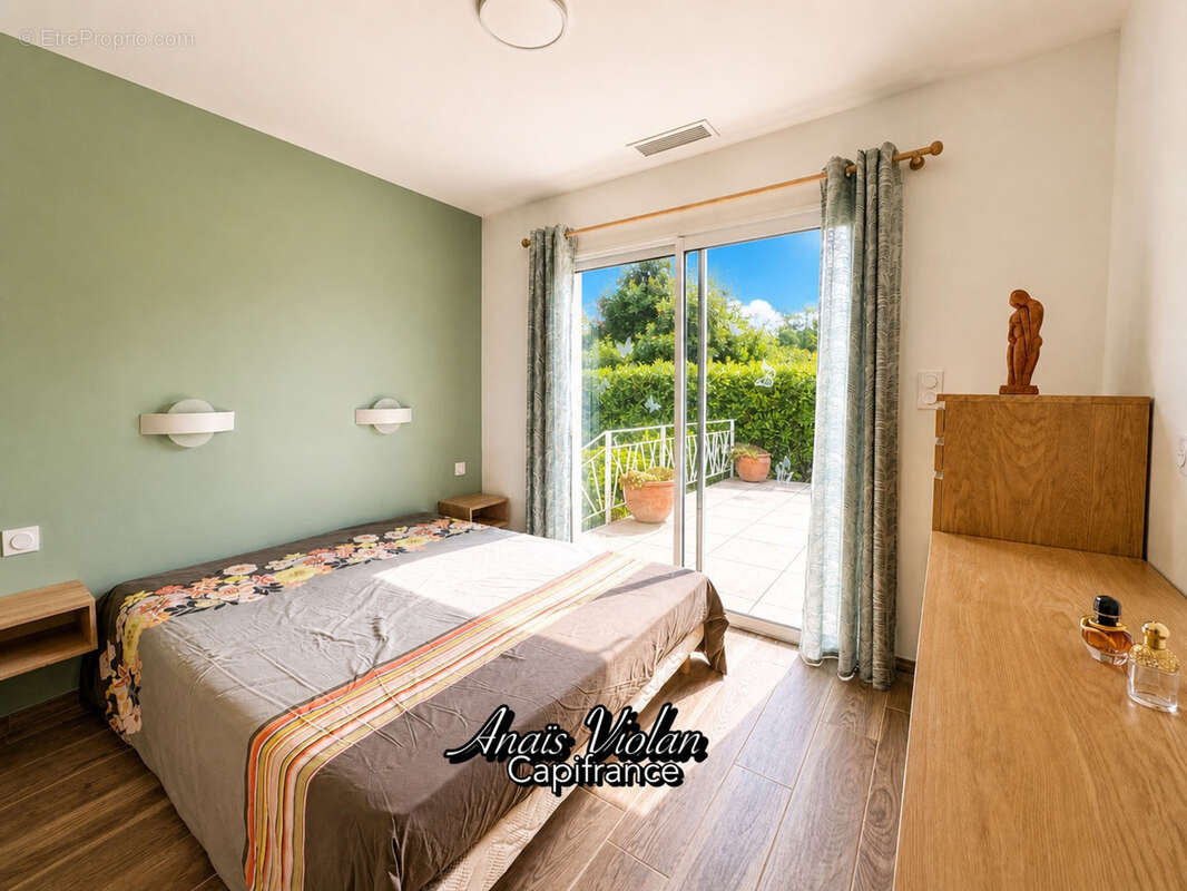 Villa d'exception à vendre 5 pièces avec piscine, jardin, terrasse et garage (34160) - photo 4