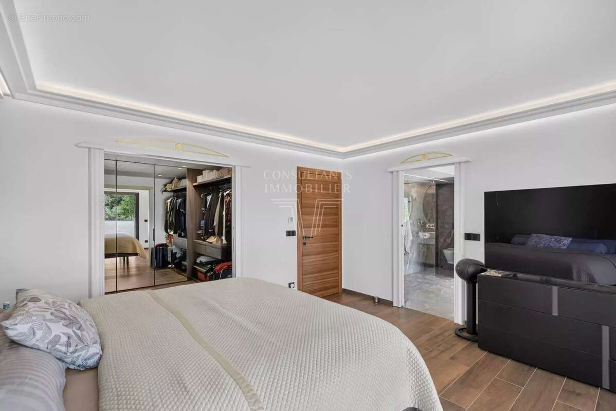 Valbonne. luxueuse villa contemporaine - photo 7