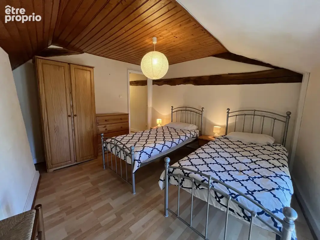 Ensemble immobilier à ETAGNAC - photo 18