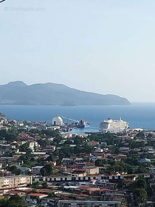 Maison à FORT-DE-FRANCE