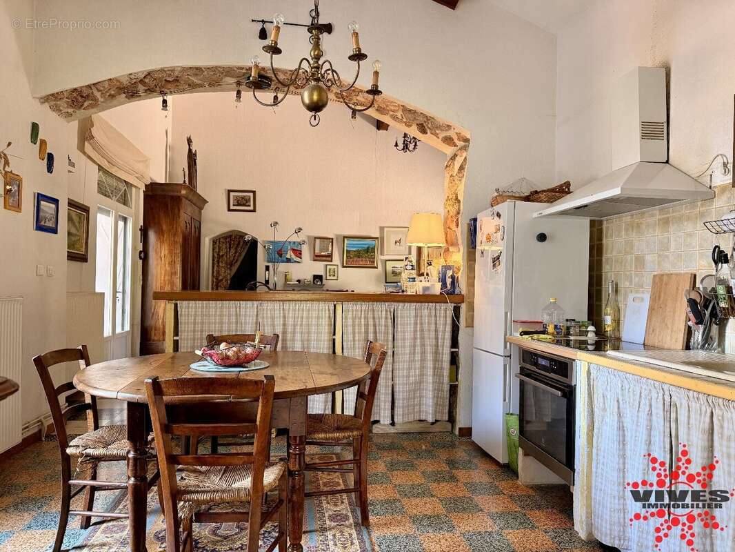 Maison de campagne pleine de charme sur 1768m2 - photo 5