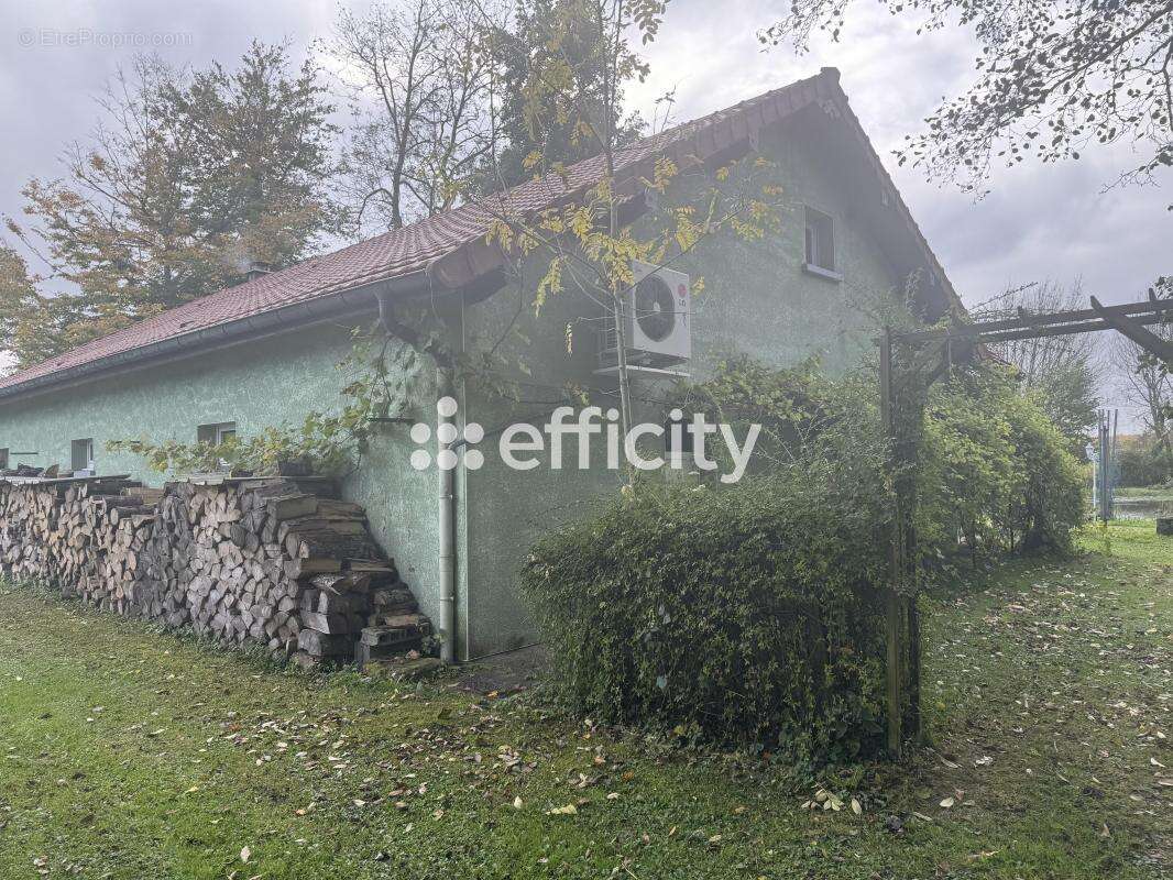 Maison à FROTEY-LES-LURE