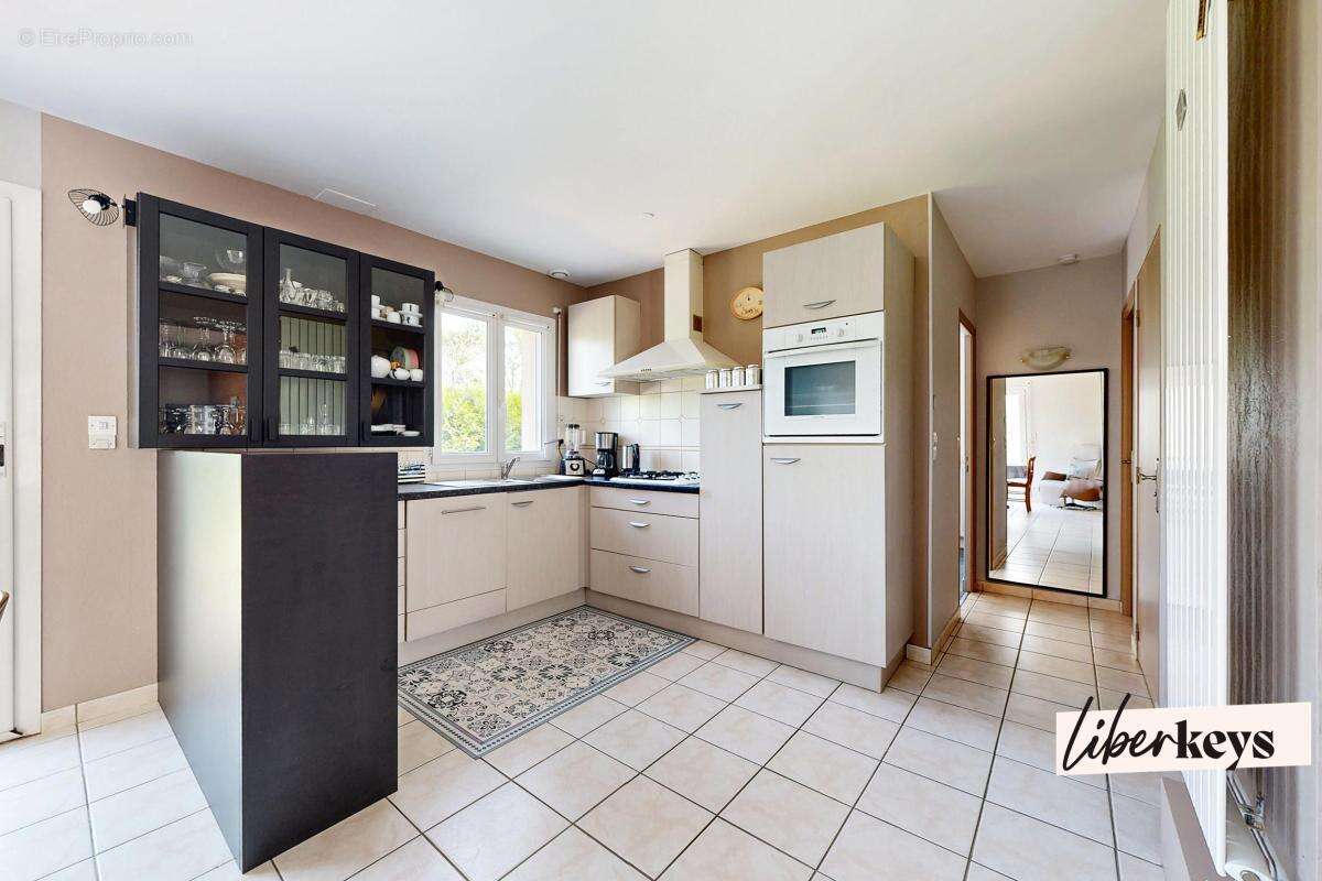 Maison à CHARTRES-DE-BRETAGNE