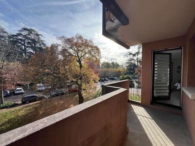 Appartement à ANDREZIEUX-BOUTHEON
