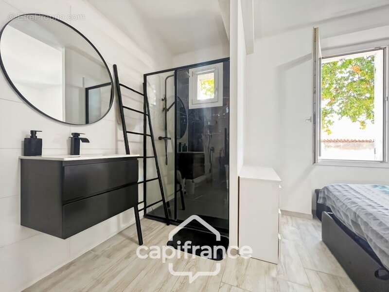 Maison à SAINT-CANNAT