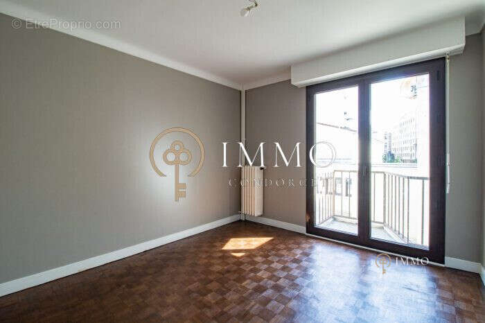Appartement 90 m² à Bourg-La-Reine  - photo 6