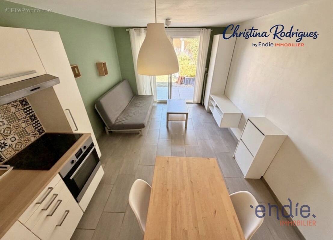 Appartement à SILLANS-LA-CASCADE