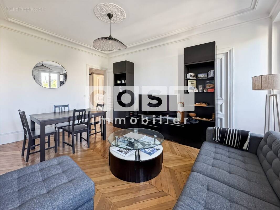 Appartement à ASNIERES-SUR-SEINE