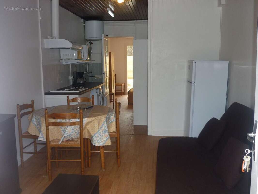 Photo 7 - Commerce à CAZAUBON