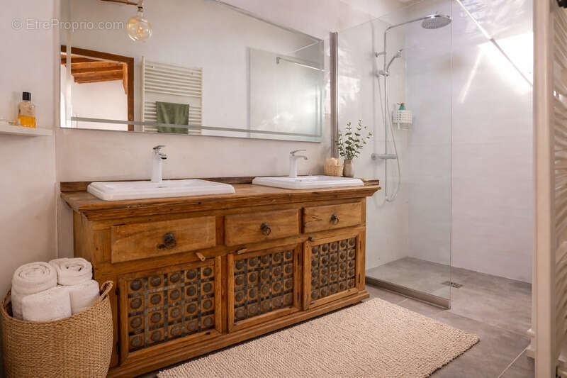 Maison à AIGUES-VIVES