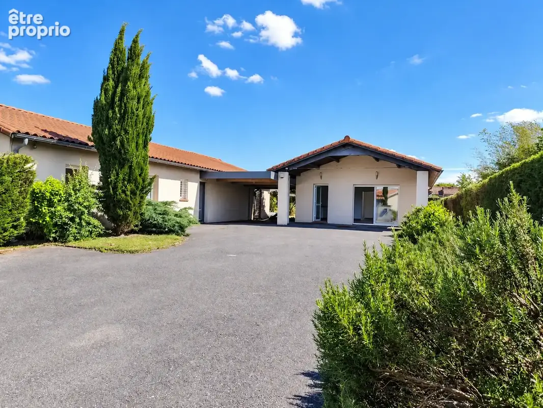 Giroussens - Maison avec piscine et dépendance - photo 2