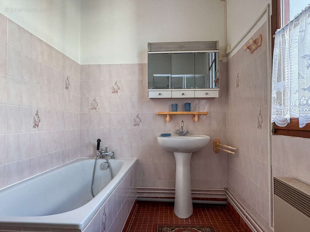 Maison à SAINT-PALAIS-SUR-MER