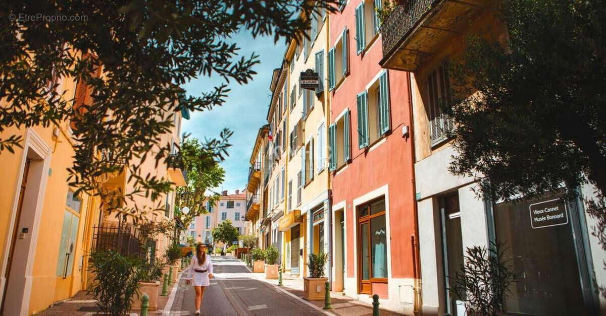 Appartement à LE CANNET