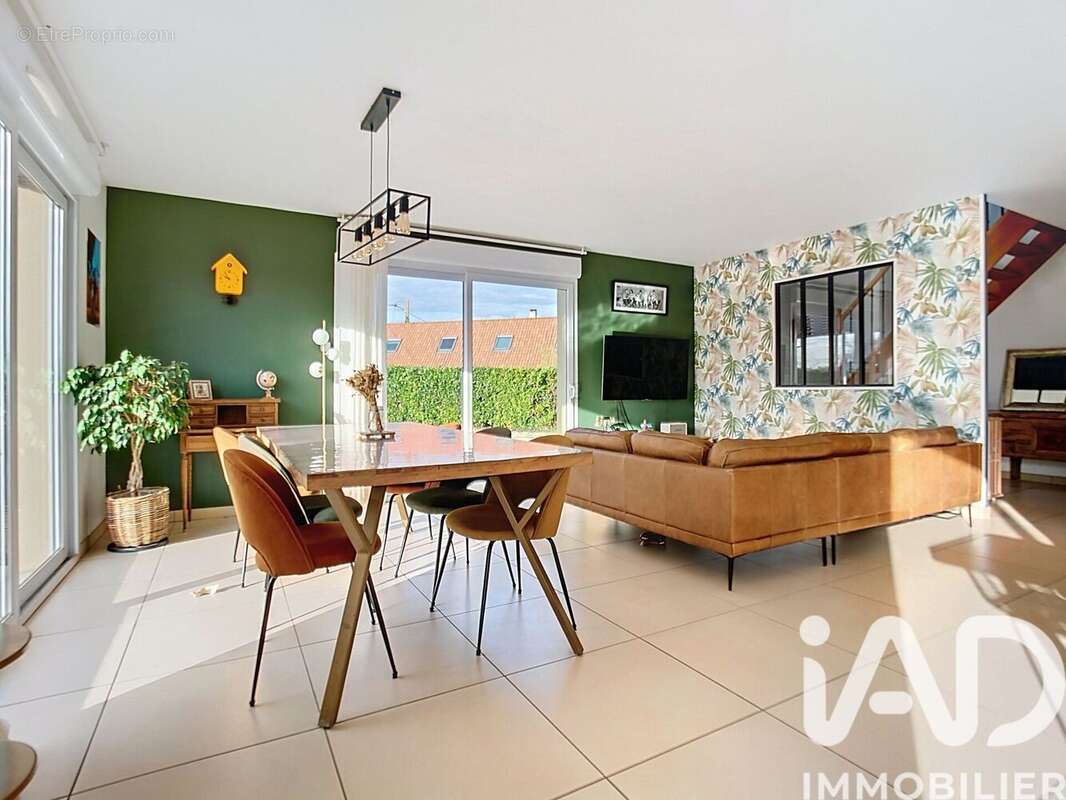 Photo 2 - Maison à ALEMBON