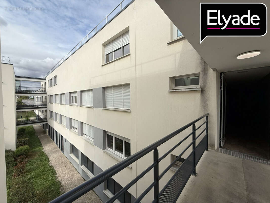 Appartement à AUZEVILLE-TOLOSANE