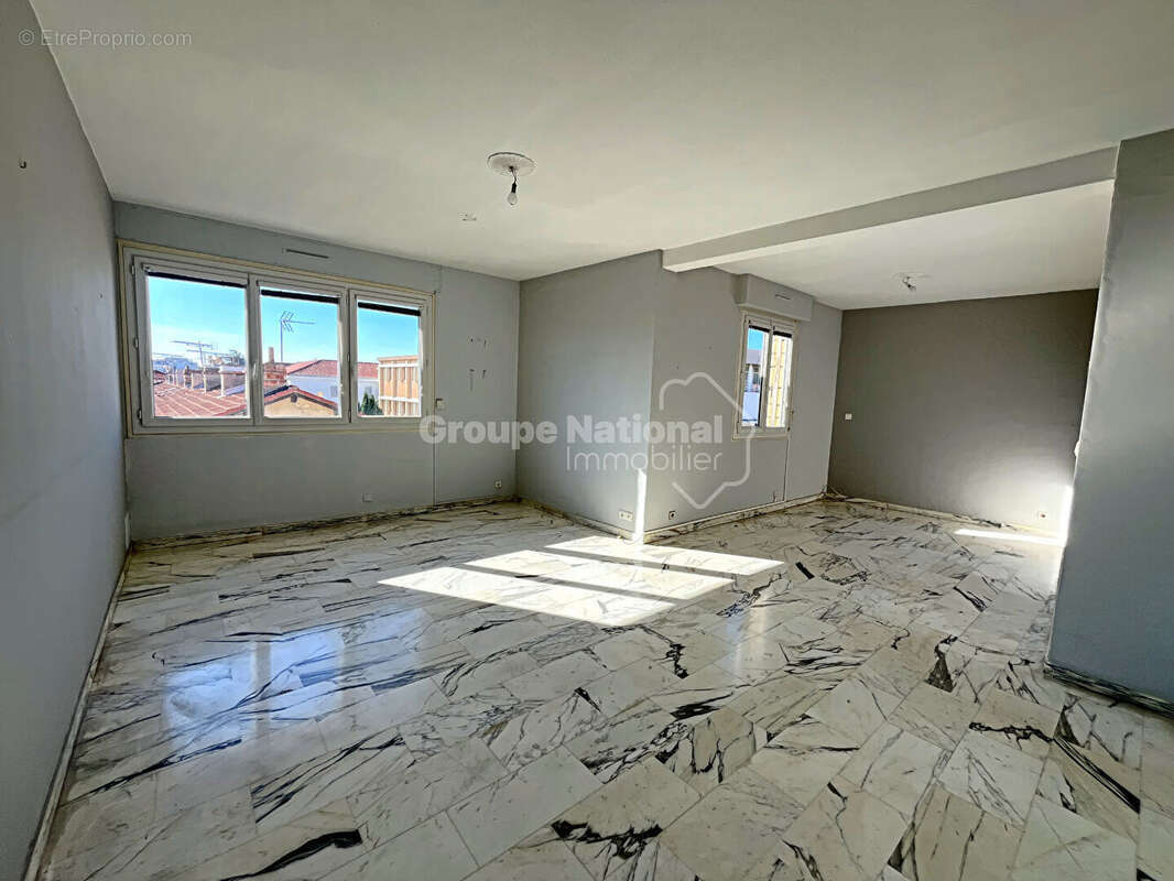 Appartement à ARLES