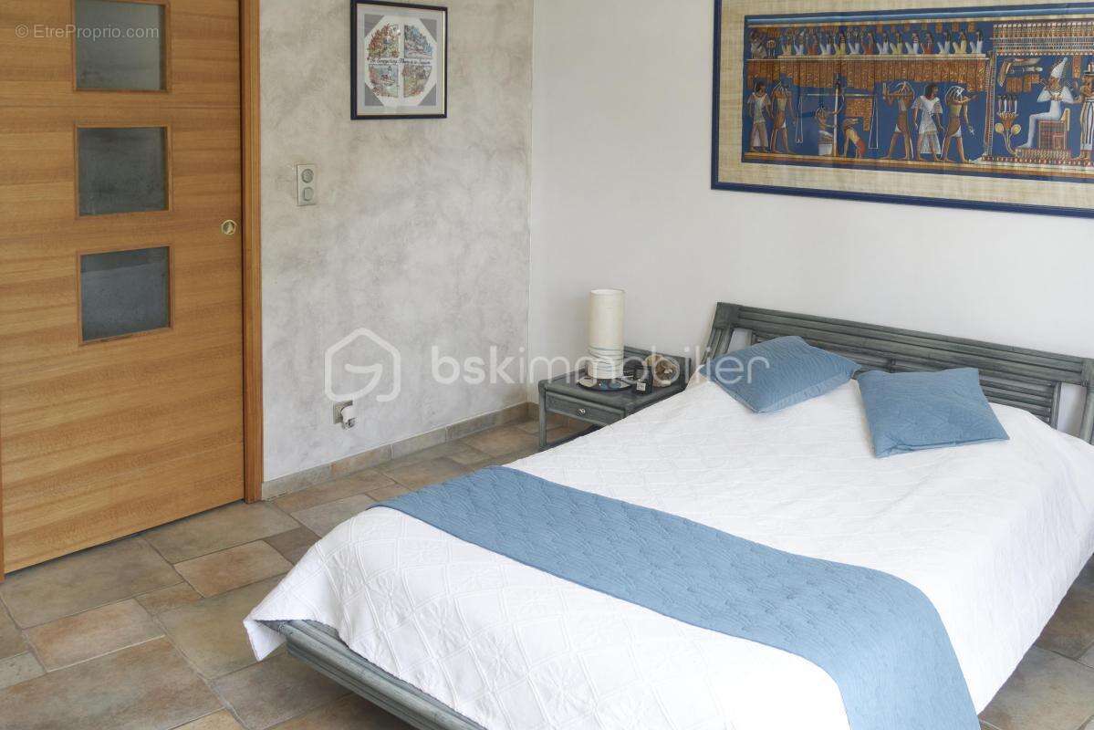 Maison à BOISSET-ET-GAUJAC