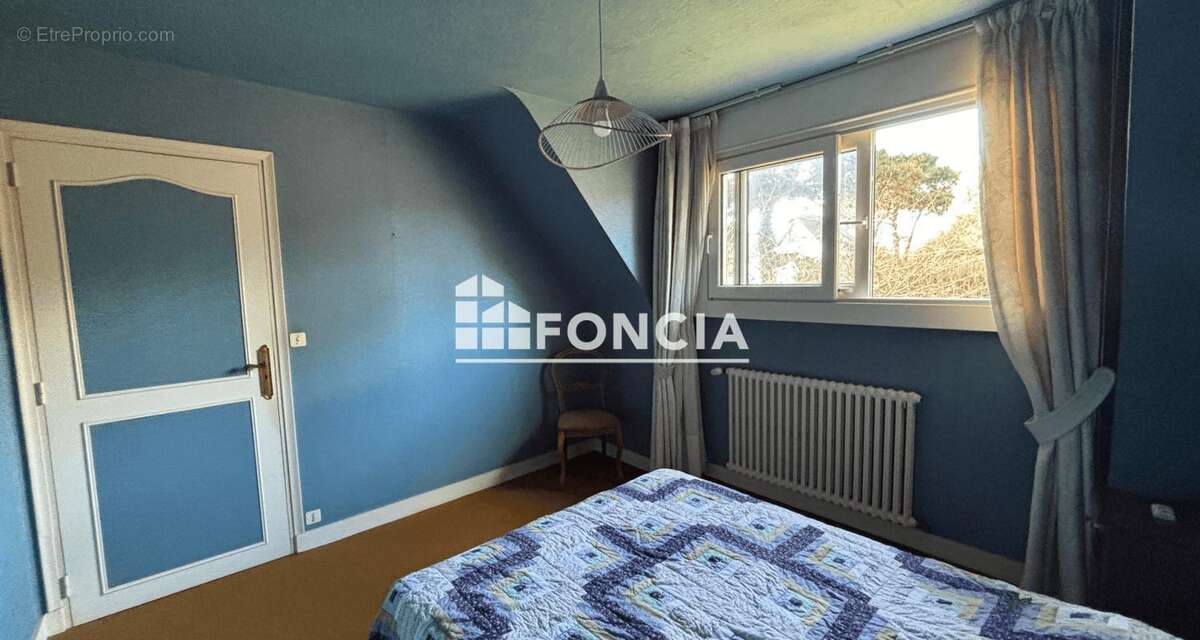 Le Cabellou - A 300 m à pied de la mer - A Vendre Maison avec Vie de Plain-Pied - 5 chambres  - Garage - Bungalow - Terrasses - photo 13
