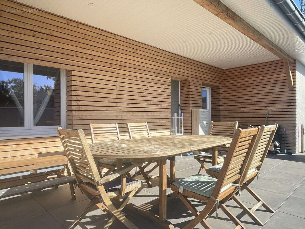 Maison à PONT-DU-CHATEAU