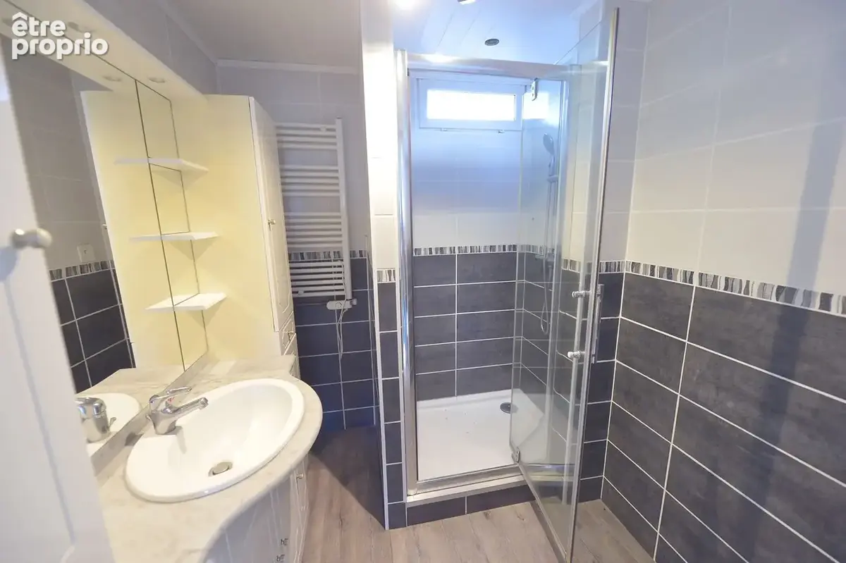 Maison 8 pièces 190 m² à vendre à Corme-Ecluse (17600) - photo 4