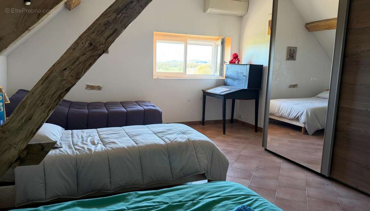 Maison 267 m² à Crux-La-Ville  - photo 15