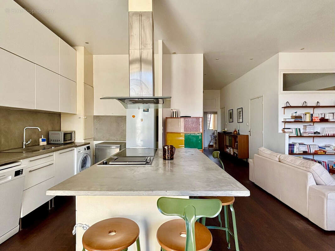 Appartement à MARSEILLE-6E