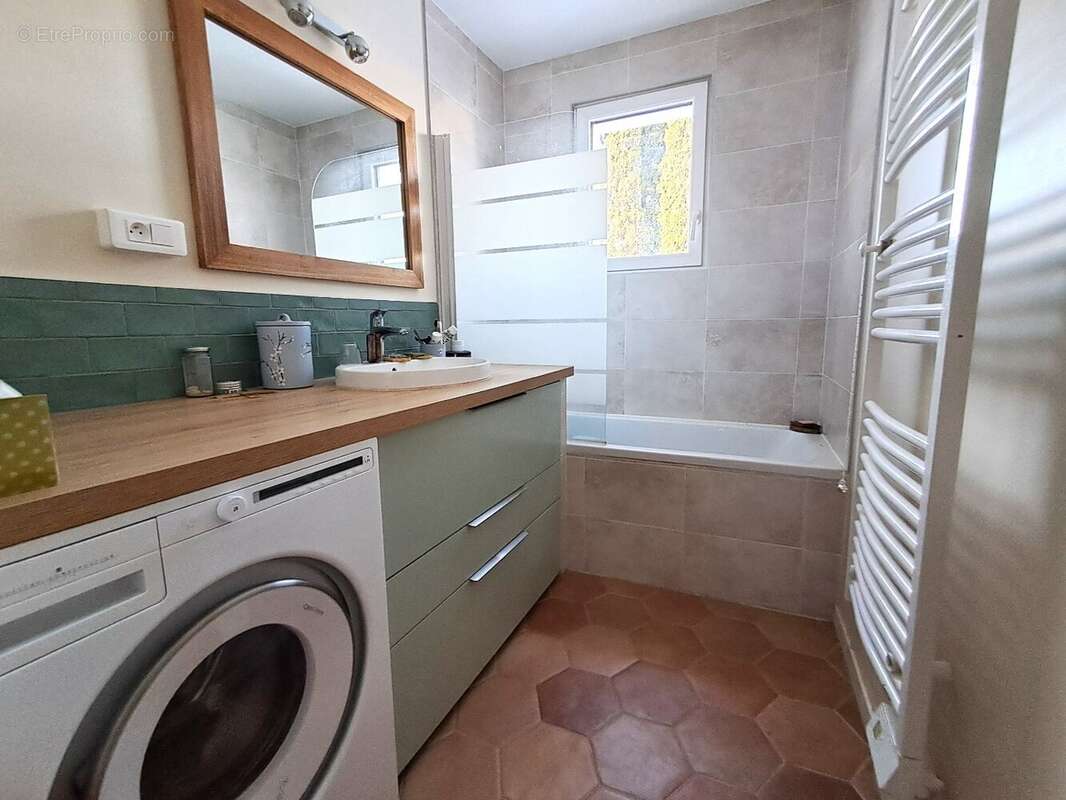 Maison à THORENS-GLIERES