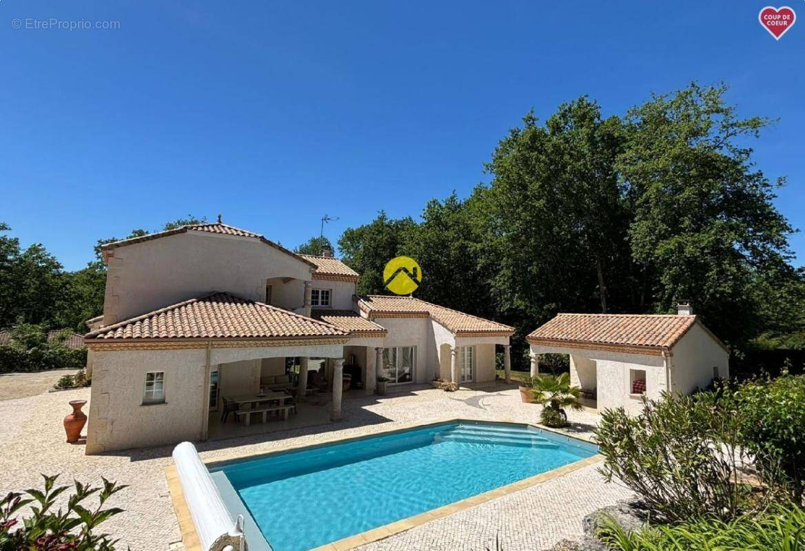 Maison à ABJAT-SUR-BANDIAT