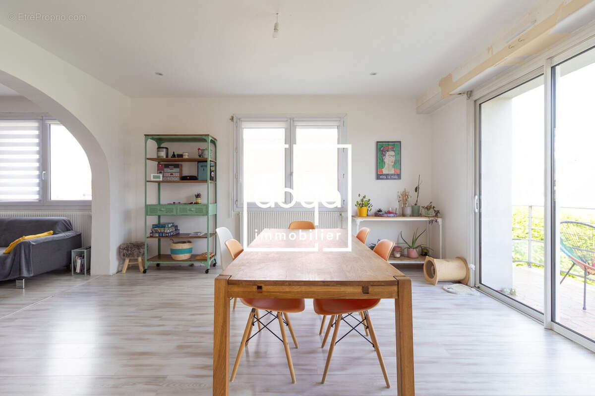 Maison à CHAUDRON-EN-MAUGES
