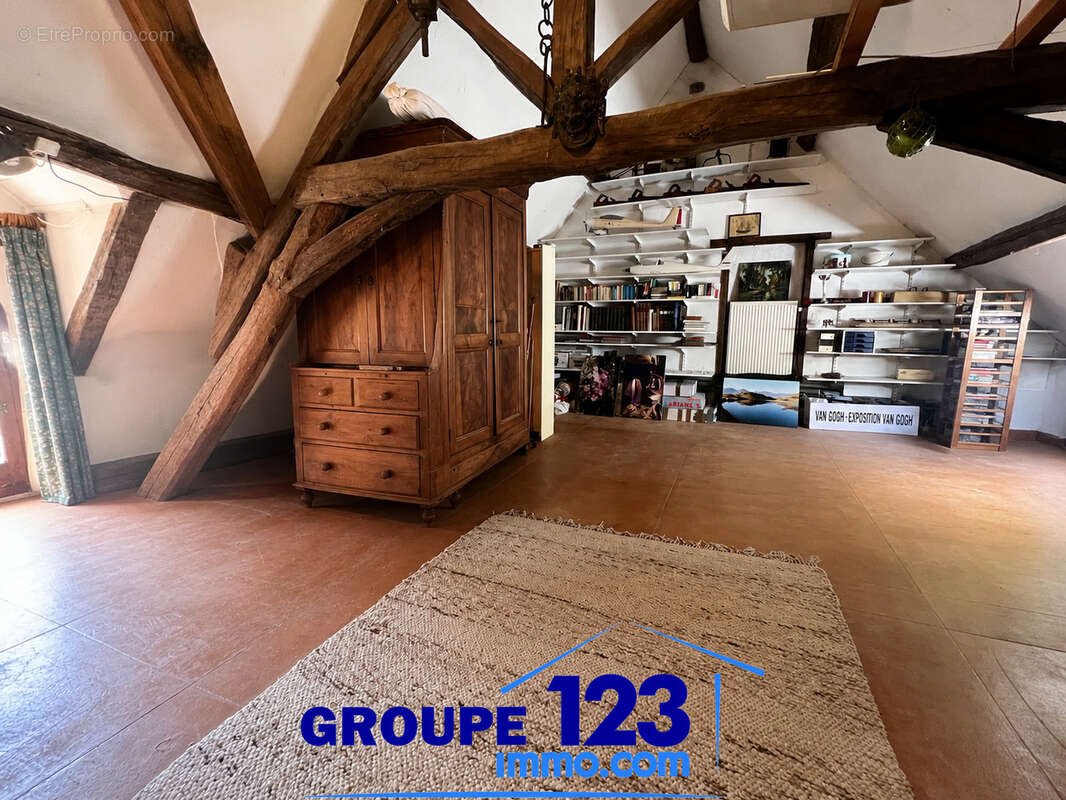 Propriété de caractère aux multiples projets à Saint Maurice le Vieil! - photo 7