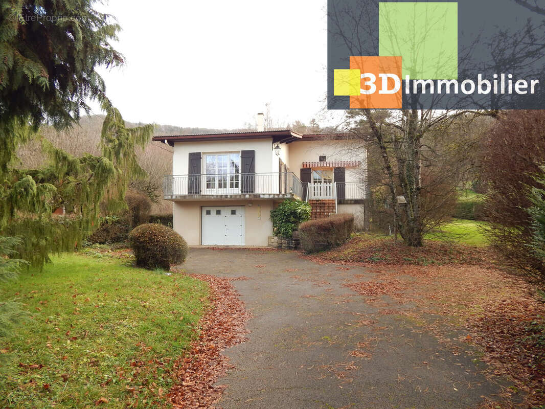 MAISON À VENDRE 123 M² - Maison à LONS-LE-SAUNIER