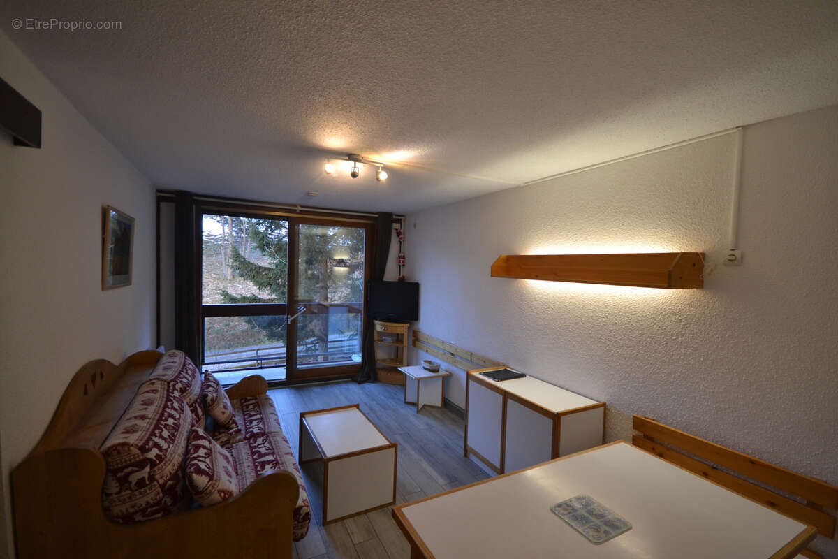 Appartement à LE CHATEL