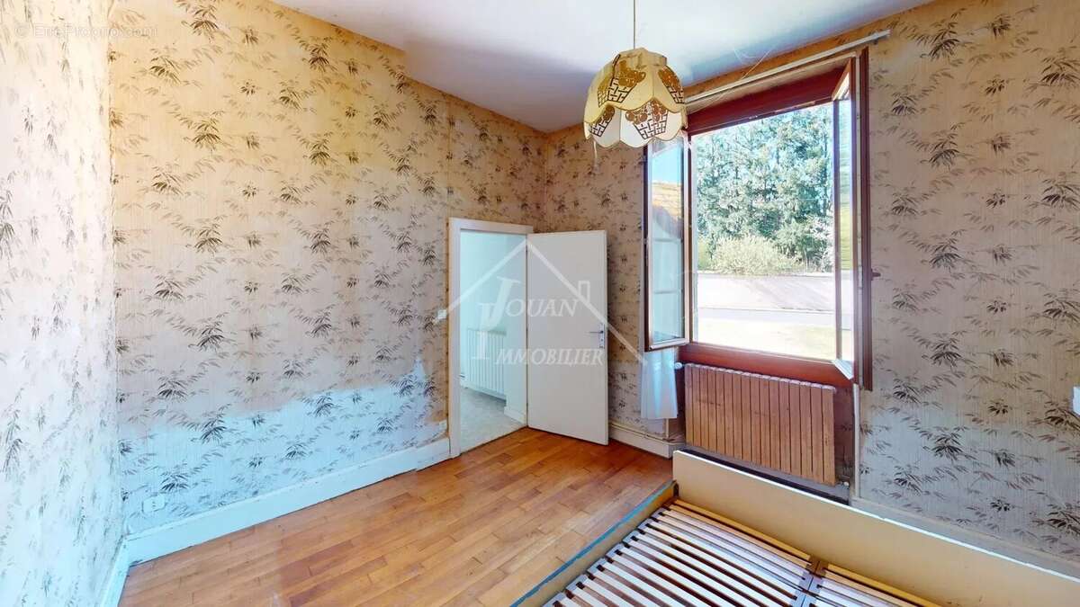 Maison à SALIGNY-SUR-ROUDON