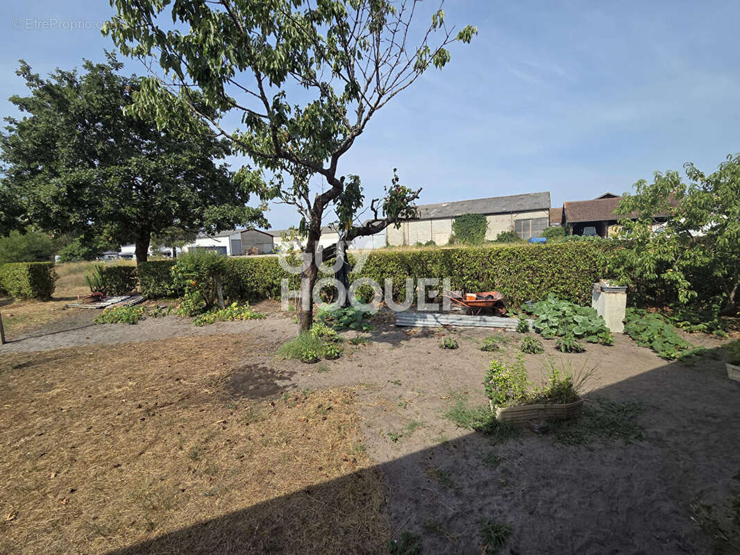 Rion-des-Landes, Maison de plain-pied avec garage et jardin. Beau potentiel - photo 8