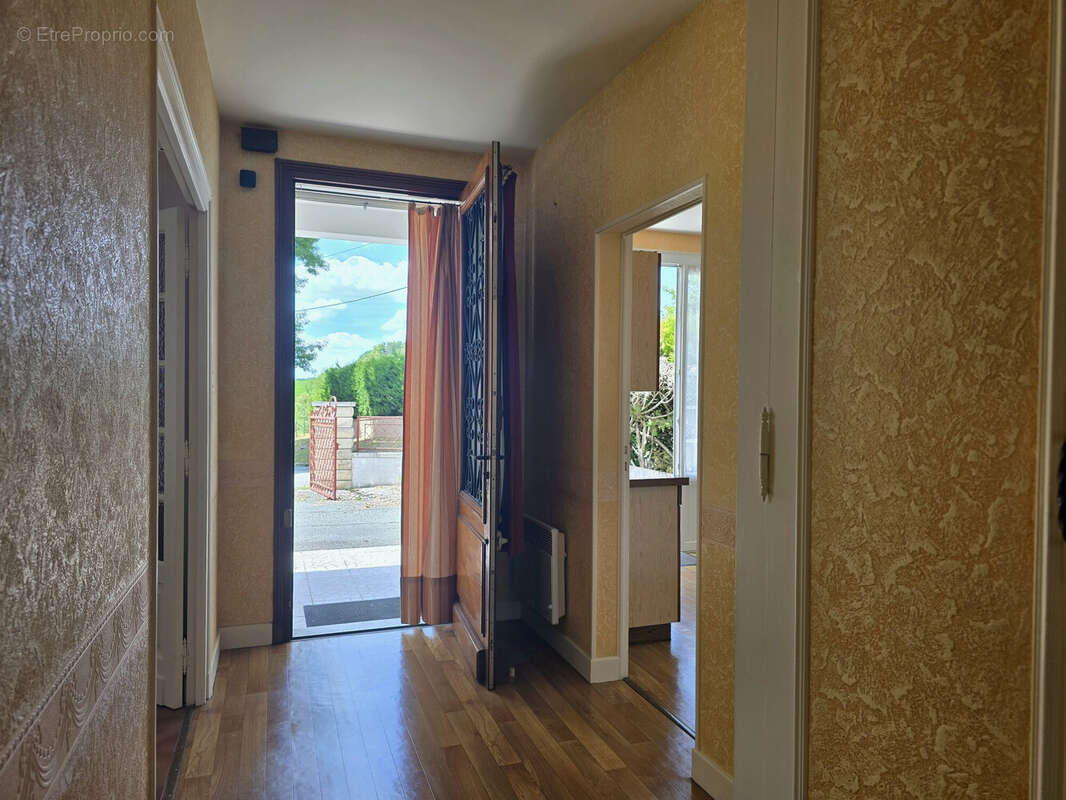 Maison 102 m² à Villetoureix  - photo 2