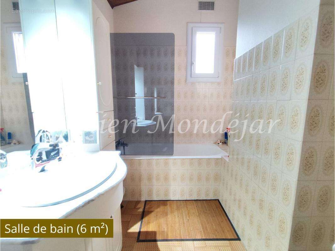 Maison 98 m² à Axat  - photo 12