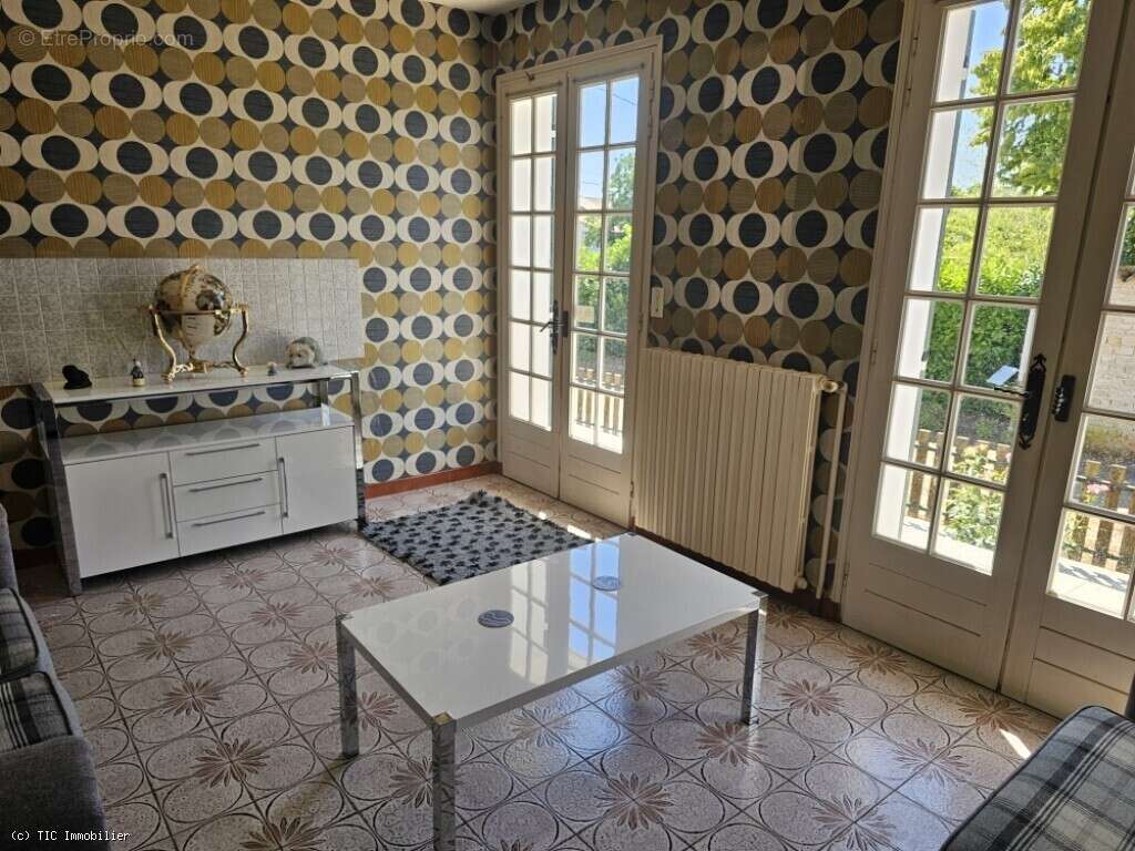Beau Pavillon entre Ruffec et Sauzé-Vaussais - photo 17