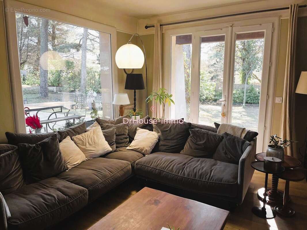 Maison 110 m² à Generac  - photo 6