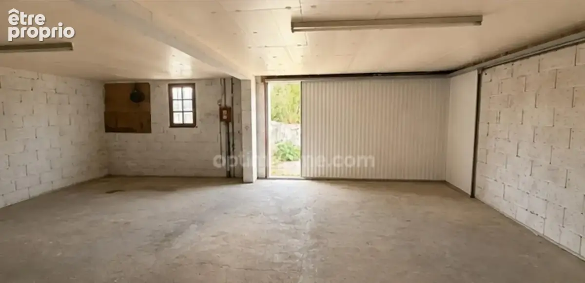 Maison à vendre 5 pièces MORTAGNE SUR SEVRE (85) - photo 8