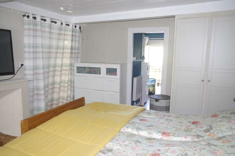 Maison à VIC-FEZENSAC