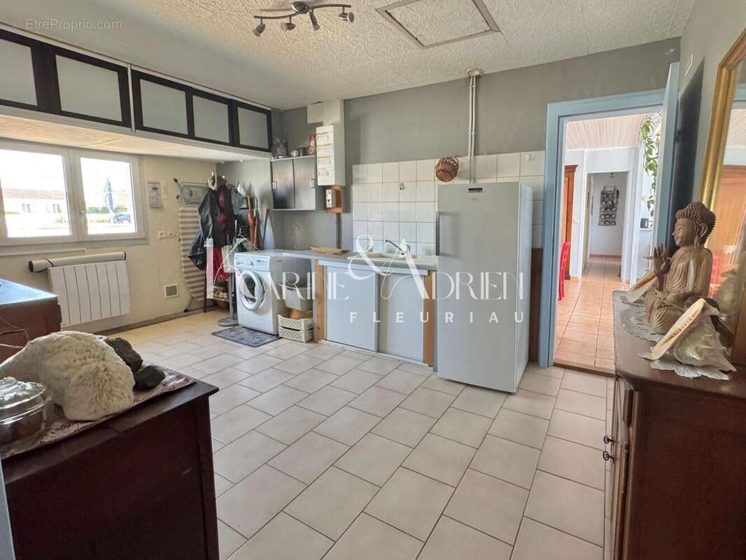 Photo 6 - Maison à SAINT-MARTIN-DE-FRAIGNEAU